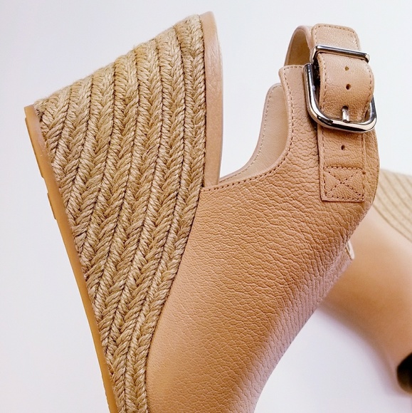 ❌SOLD❌VIA SPIGA INGRID LEATHER OPEN TOE NUDE WEDGE - Picture 5 of 8